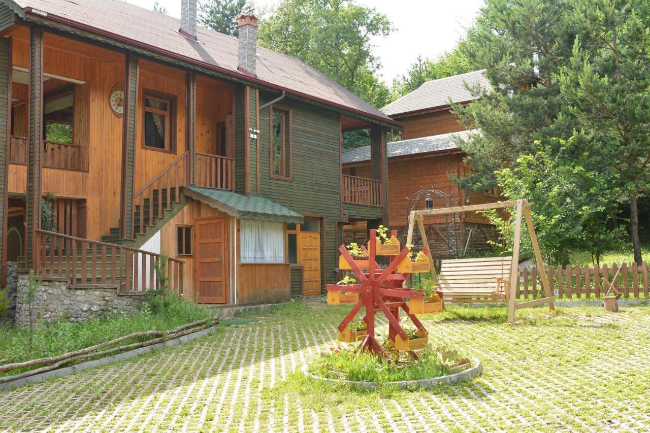 Abant Korudam bungalov butik otel Bagian luar foto